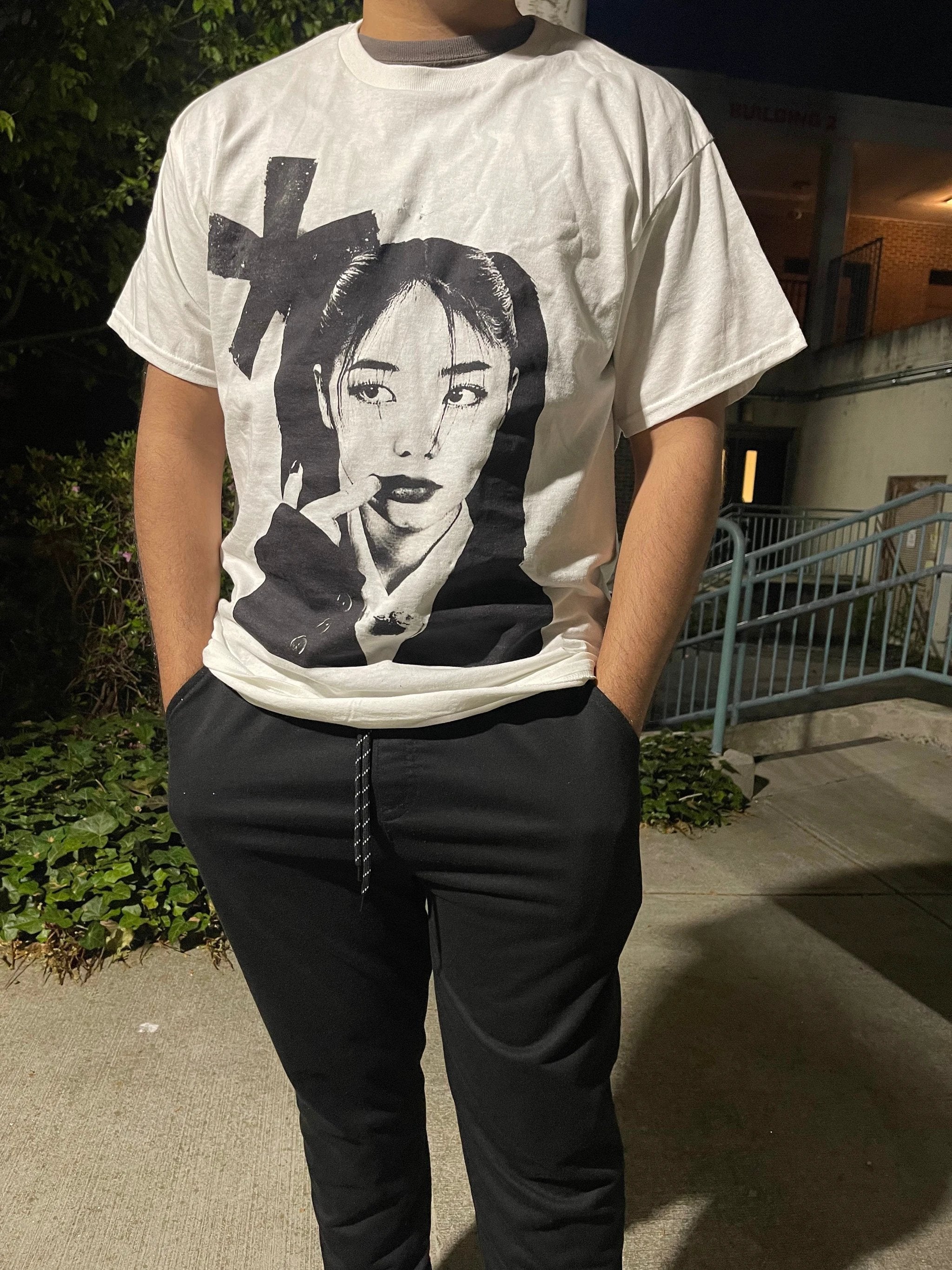 Camiseta de streetwear de algodón de manga corta con estampado DTG 180 GSM de Opium Attitude